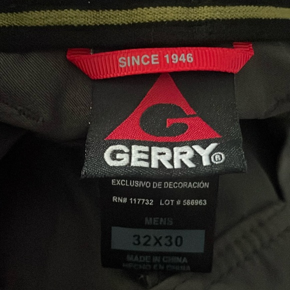 Men’s size 32X 30 gray Gerry Venture Stretch Comfort Pant - Picture 2 of 14